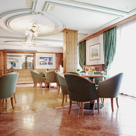Domina Parco Dello Stelvio 4* Cogolo