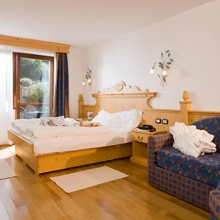 Domina Parco Dello Stelvio Hotel Cogolo