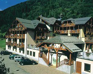 Domina Parco Dello Stelvio 4* كوغولو