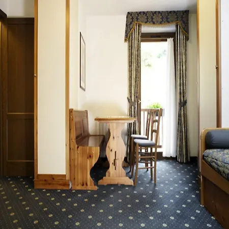 Hotel Domina Parco Dello Stelvio 4*